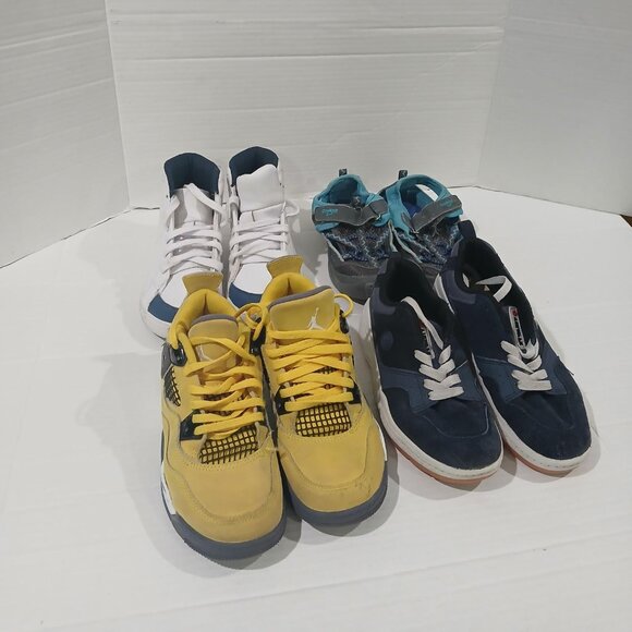 Lots of 4 kids mixed buddle boys shoes multiple brands size 1 US for young boys. - Picture 10 of 13